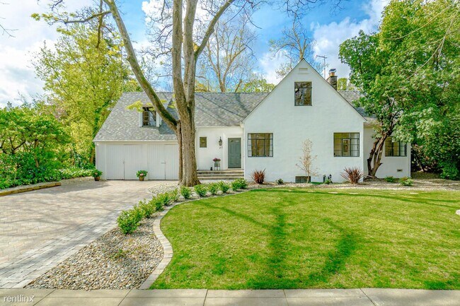 4 br, 2 bath House - 27 College Park - 4 br, 2 bath House - 27 College Park