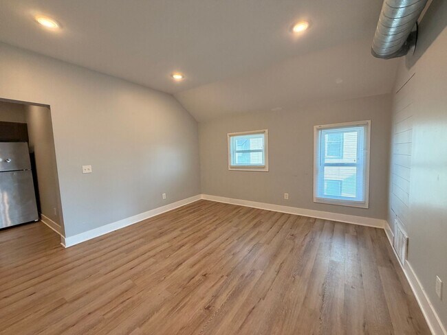 107 Lexington Ave SW Unidad 107 Lexington Ave SW Unit 3