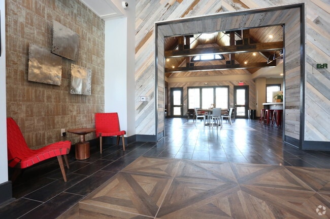 Clubhouse - Brexx at Louisville