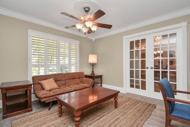 Photo - 9811 Rocktree Dr