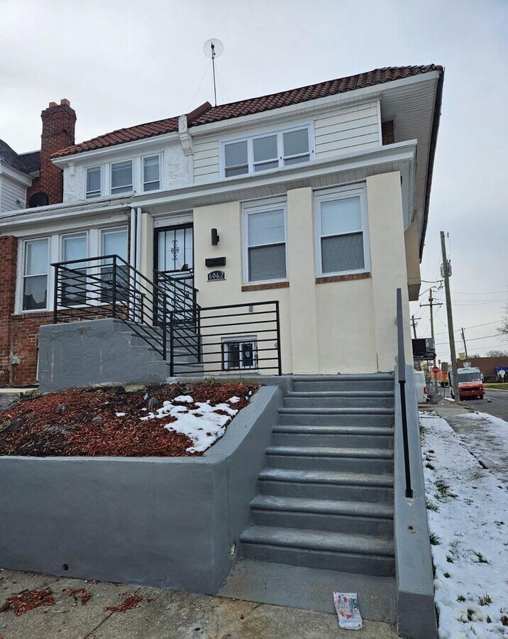 Photo - 6062 N Camac St