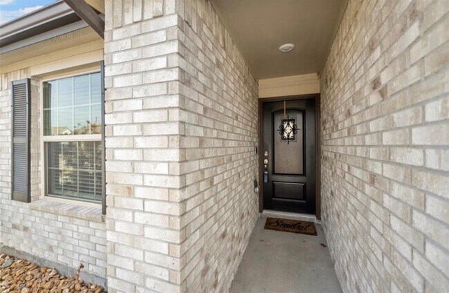 Photo - 3011 Azalea Pt