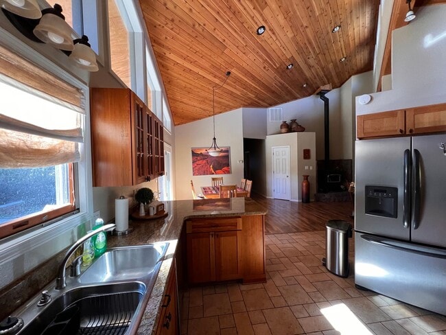 Photo - Partially Furnished Move In Ready Gorgeous Home In The Country Club