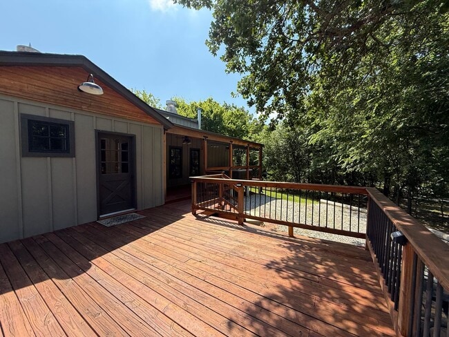 Photo - Uniquely charming lake house 2bd 2ba
