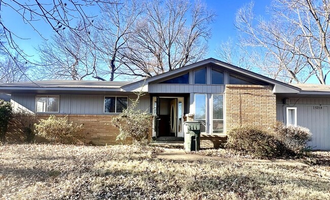 Building Photo - Nice Home For Rent