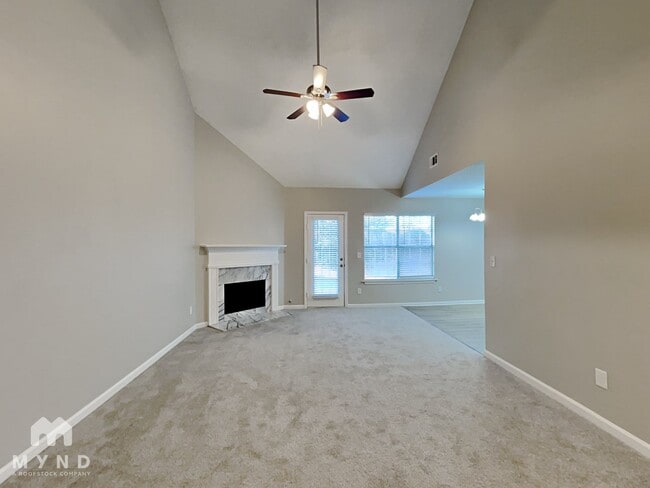 Photo - 3000 Tudor Dr