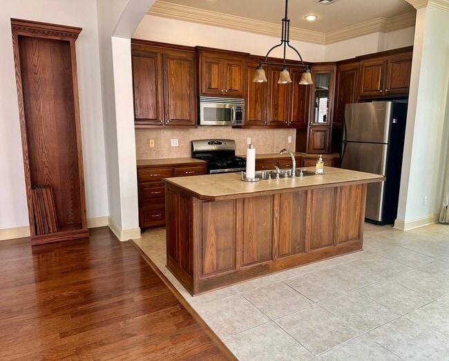 Photo - 119 Coconut Grove Cir