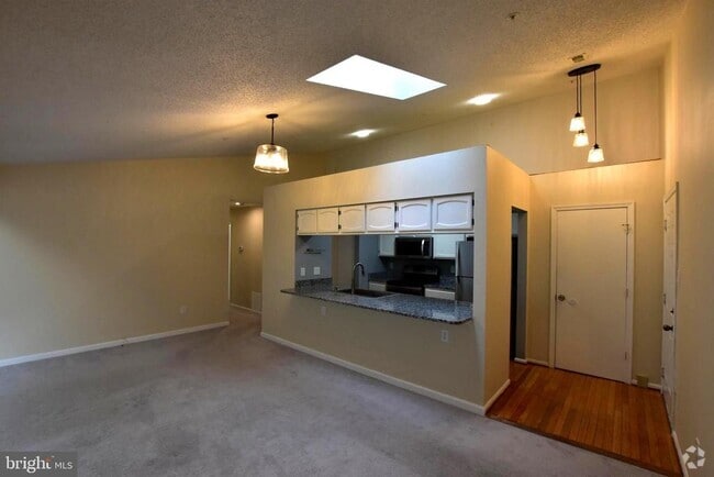 Building Photo - 2603 Camelback Ln Unit 12-9 Rental