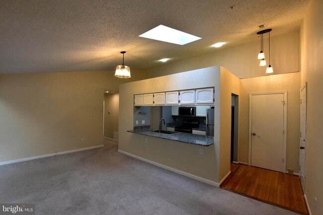 Building Photo - 2603 Camelback Ln Unit 12-9 Rental