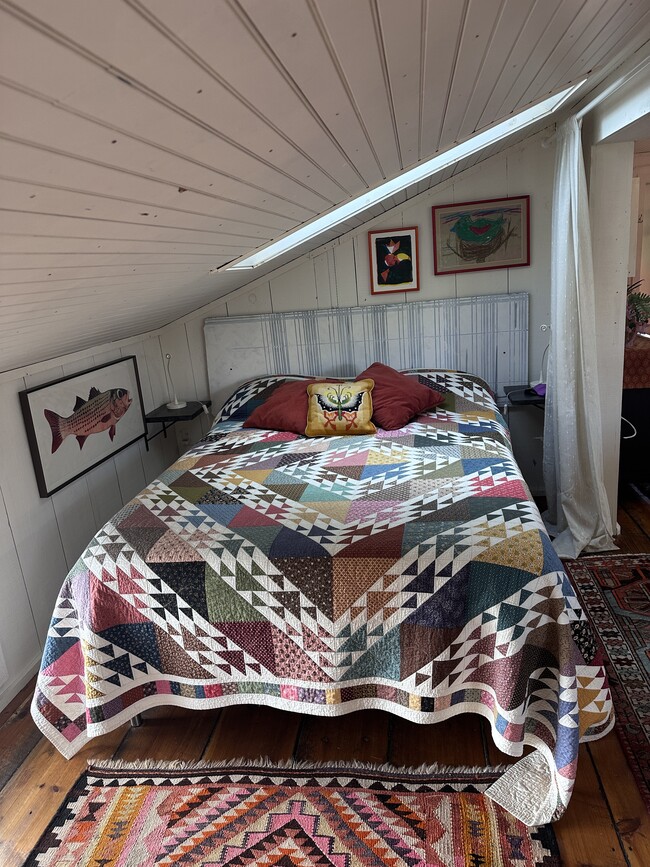 Photo - 60 Woodard Rd Unit Little barn Apartment