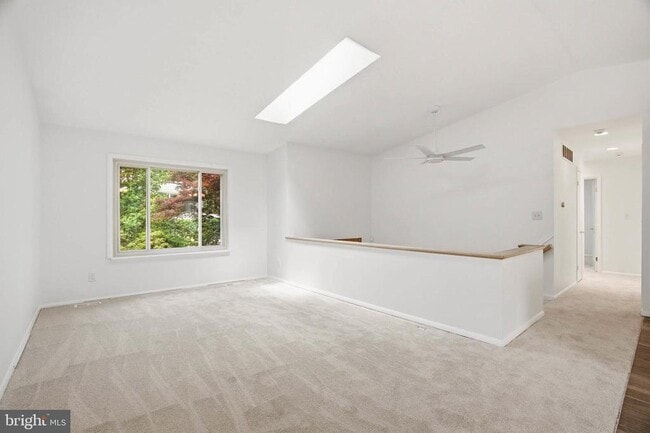 Photo - 131 Lee Dr