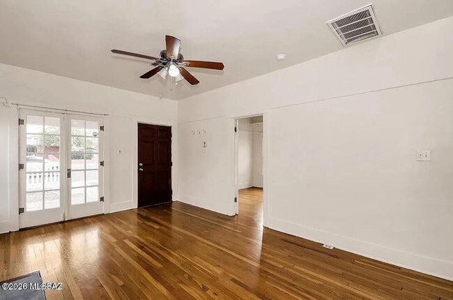 Photo - 1347 N Euclid Ave