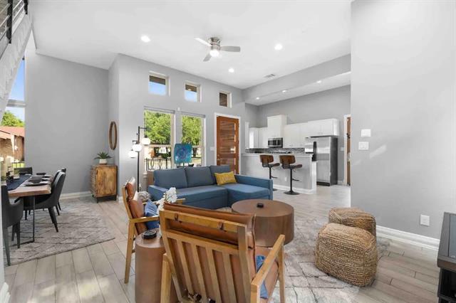 Photo - 3807 Vilbig Rd