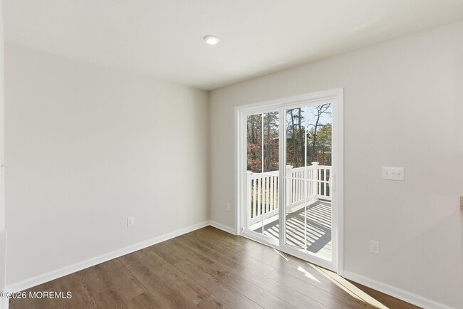 Photo - 604 Cyprus Ct