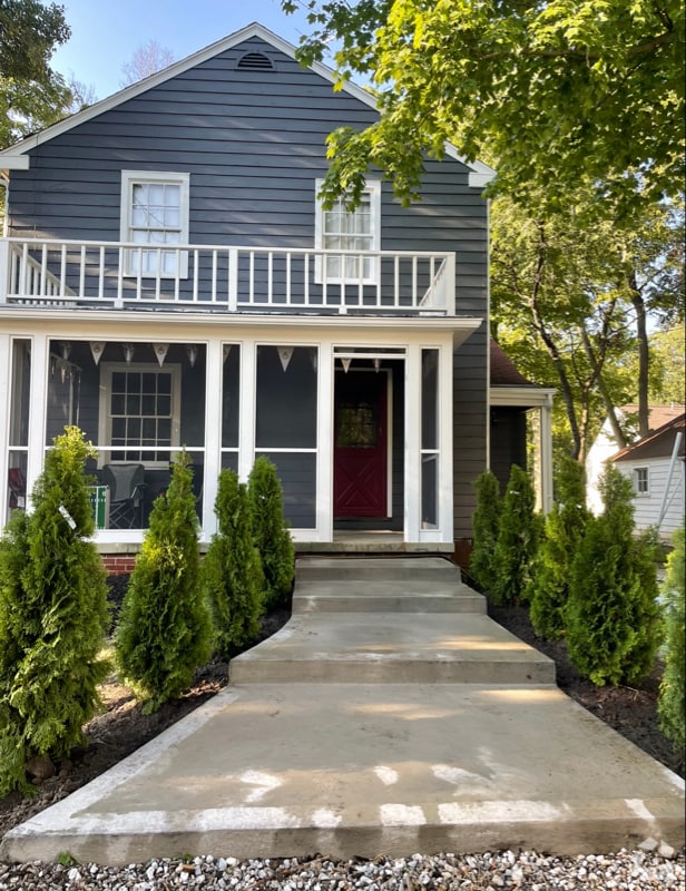 Building Photo - 612 Robinson St Rental