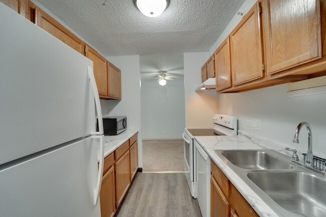 Photo - 1800 Huntington Blvd Unit 206
