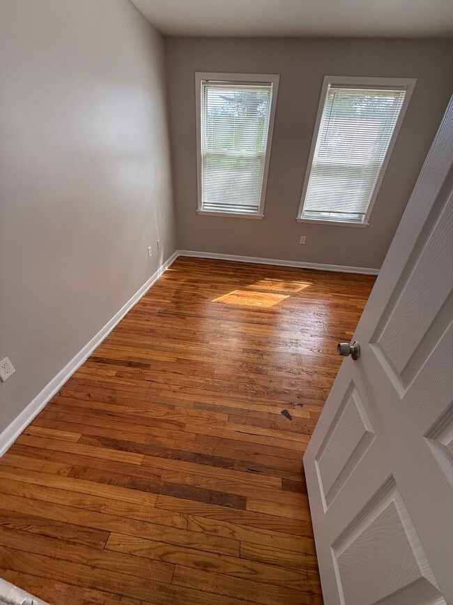 2495 Main St Unit 3