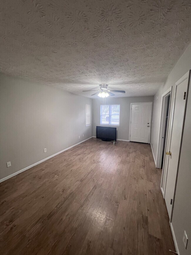 Photo - 1029 N 7th St Unit B