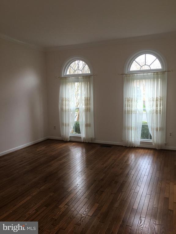 Photo - 5430 Ashleigh Rd