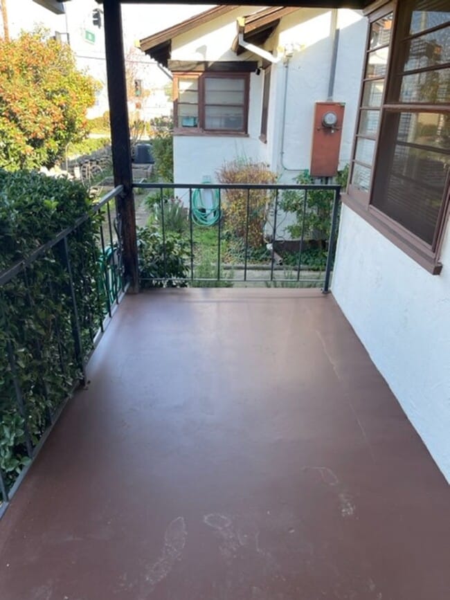 Photo - ELEV1817 Unit 01