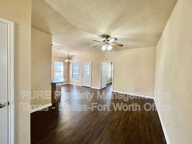 Photo - 208 W Franklin Ave