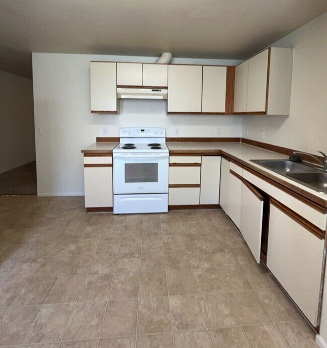 Photo - 2521 Yew St Unit 2521