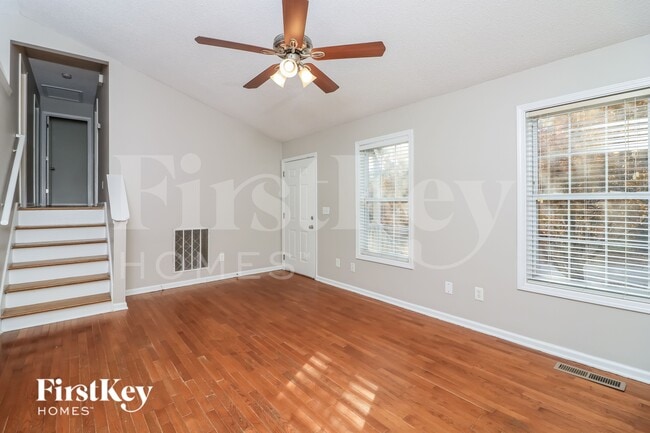 Photo - 57 Ledbetter Pl