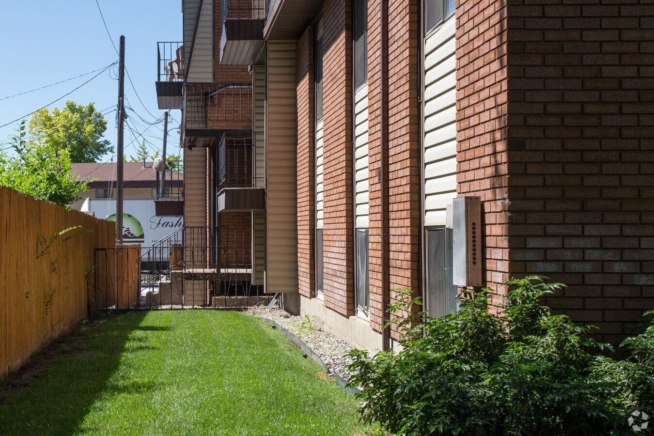 Photo - Regency Apartments