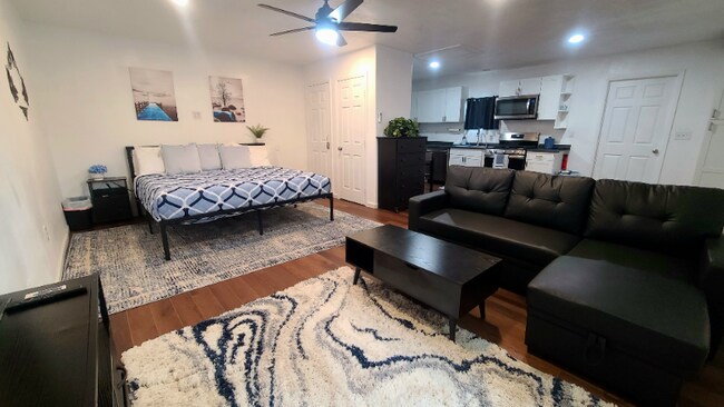 Photo - 2450 S 600 E