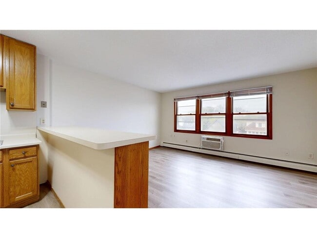 Photo - 2216 Pleasant Ave Unit 205