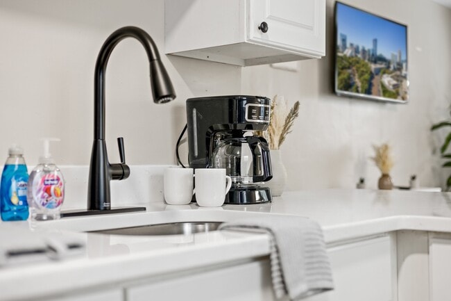 Photo - 153 South Ave SE Unit 1