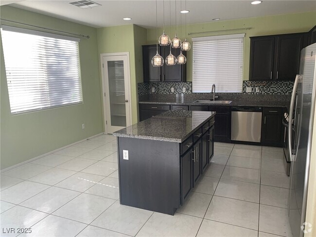 Building Photo - 10619 Tamaruga Ct Rental