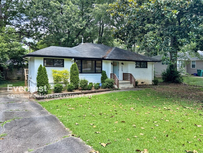 Photo - 3309 Concord Cir SE House