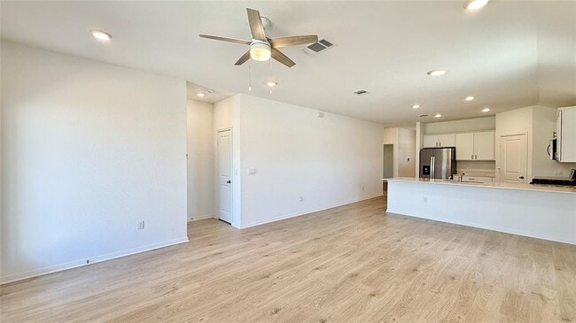 Photo - 792 Lake Sweetwater Ln