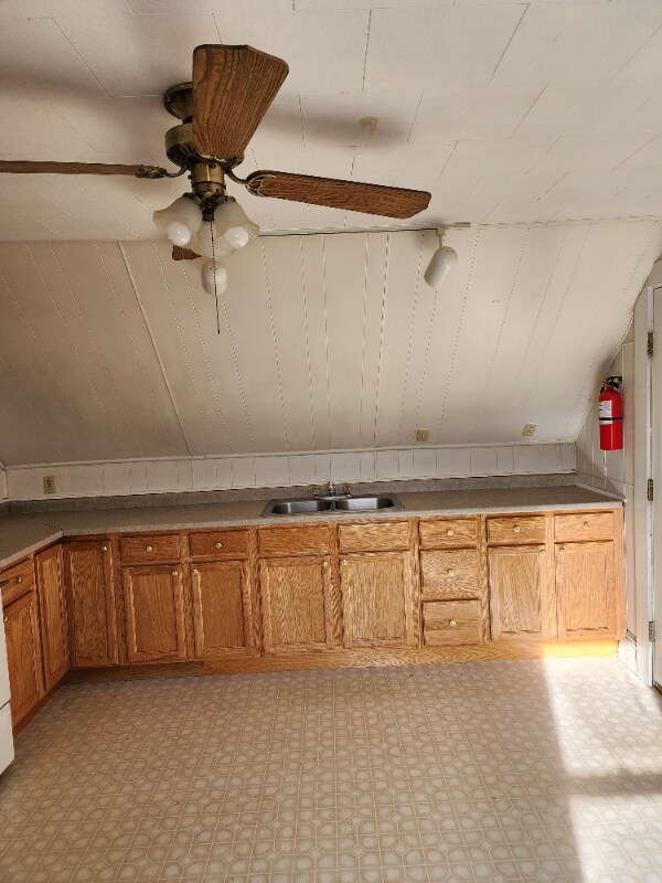 Photo - 333 Penobscot Ave Unit 2