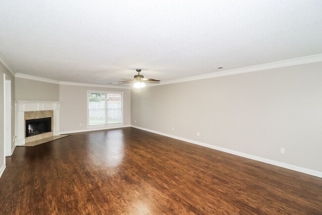 Photo - 300 N Ericson Rd