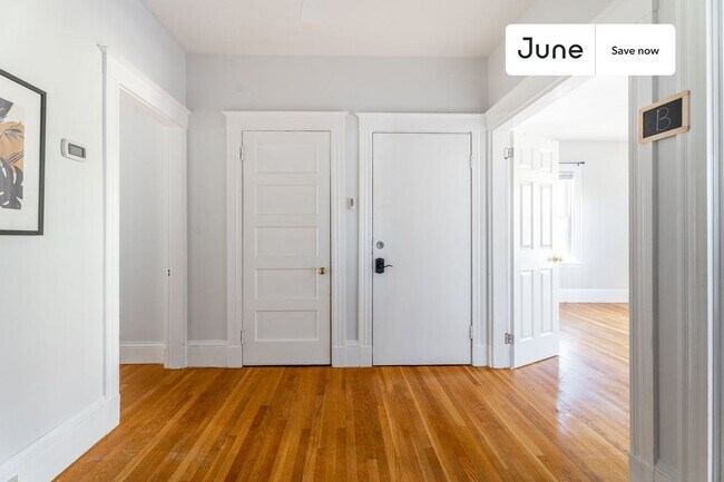 Photo - 45 Montcalm Ave