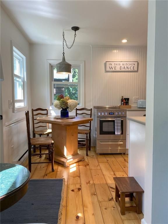 Photo - 87 Wood Ln