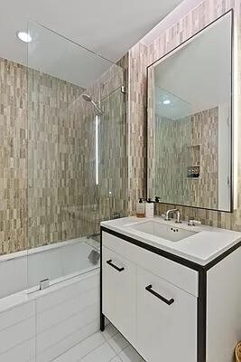 70 Charlton St Unit 21D