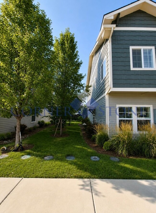 Photo - Charming Townhouse Close To The Village!