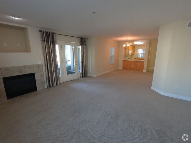 Building Photo - 1587 S Novato Blvd Unit 1587 S NOVATO BLVD, #204 Rental