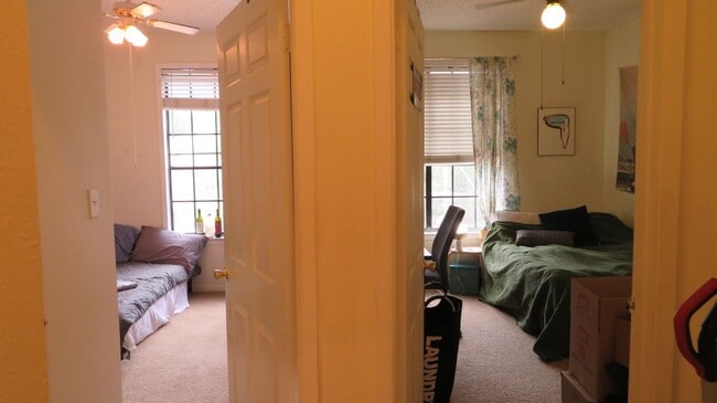 Photo - 2300 Leon St