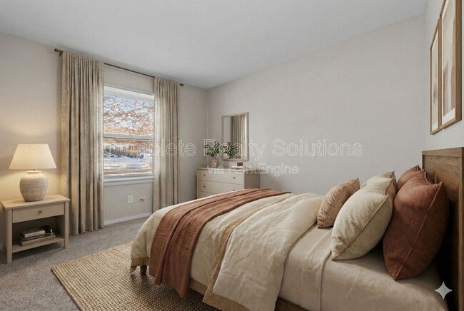 Photo - 1644 Nemnich Rd