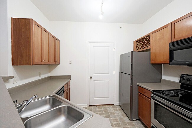 Photo - Dog-Friendly Walker Square Condo Near UVA Hospital Unit 3D