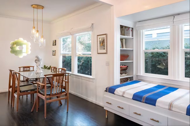 Photo - 829 Superba Ave