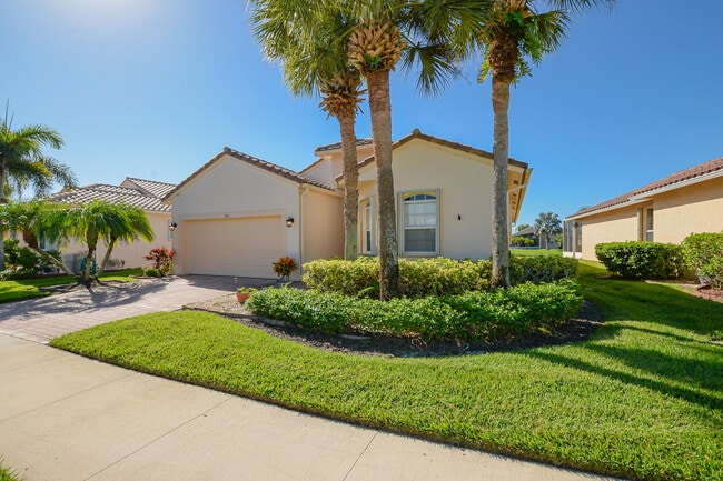 Photo - 351 NW Shoreview Dr