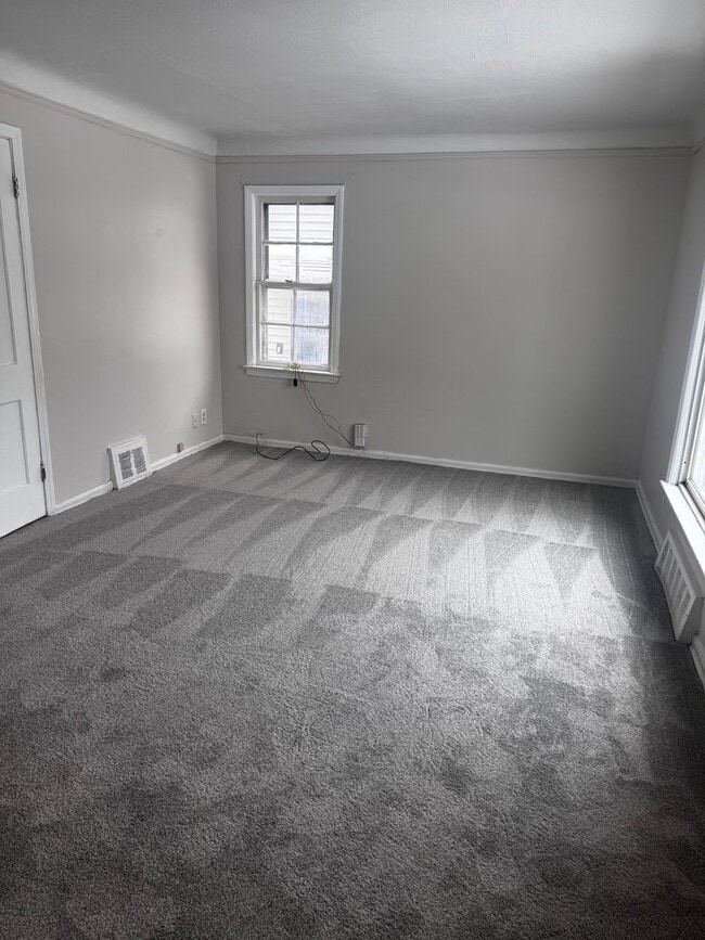 Photo - 15401 Benhoff Dr