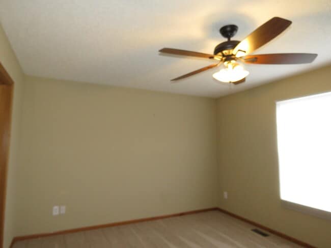 Photo - 3bd 2ba 2car garage town home $2295/mo+ ut...
