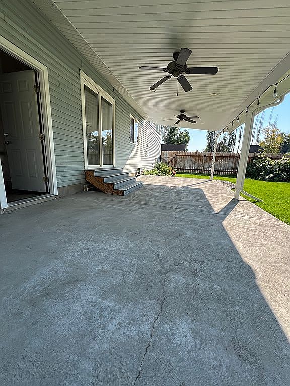Photo - 403 Evans Dr