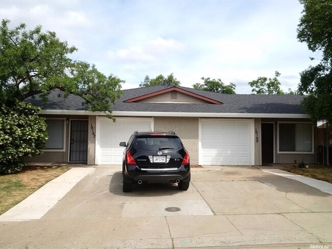 Building Photo - 10167 Crawford Way